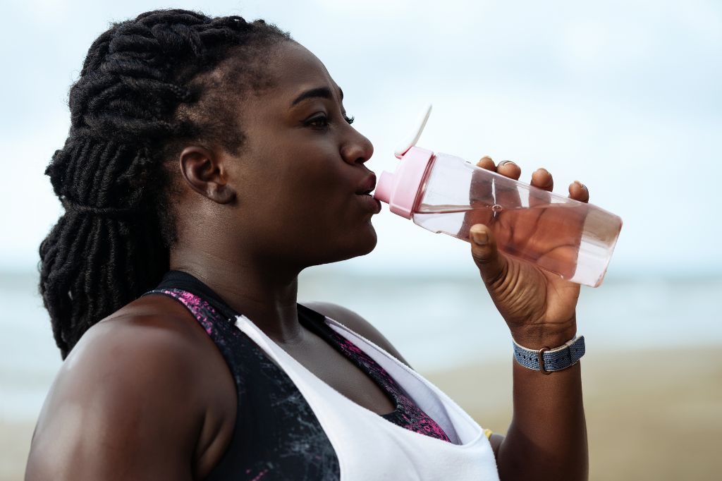 How Much Water Should I Drink to Lose Weight?