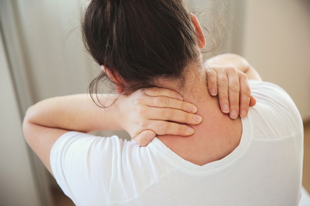 What Causes Neck and Shoulder Pain?