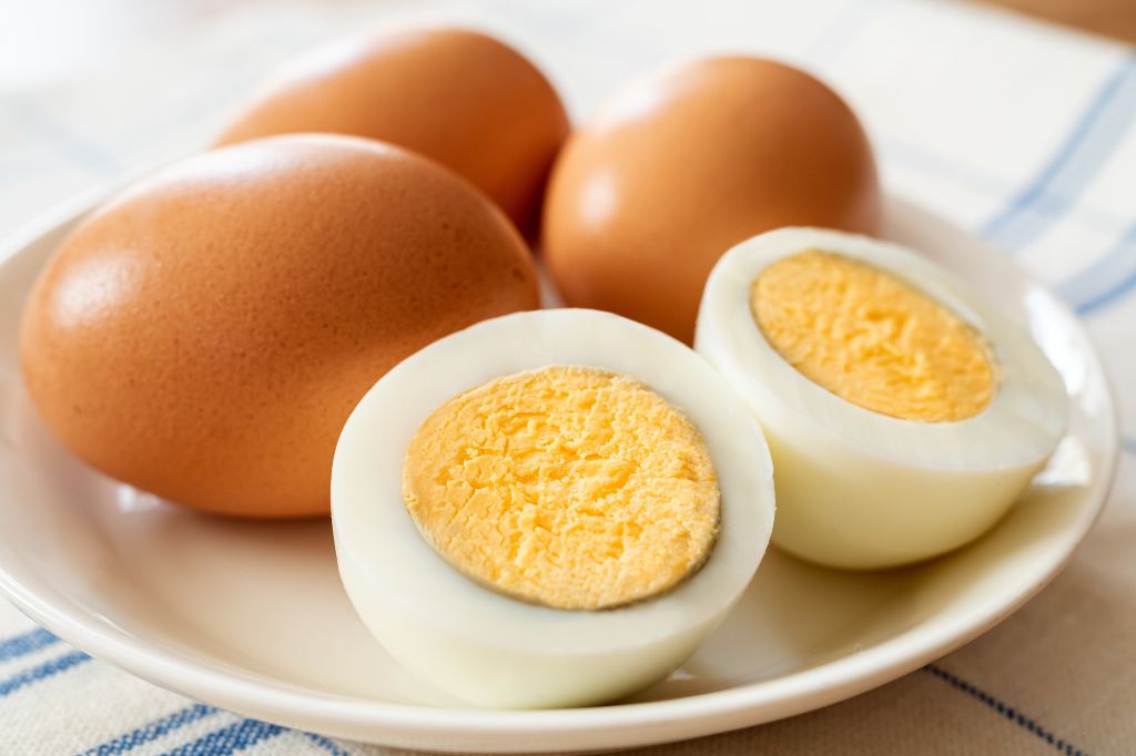 9 Health Benefits of Eating Eggs