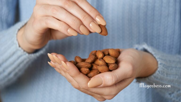 Reasons To Start Eating A Handful of Almonds Every Day