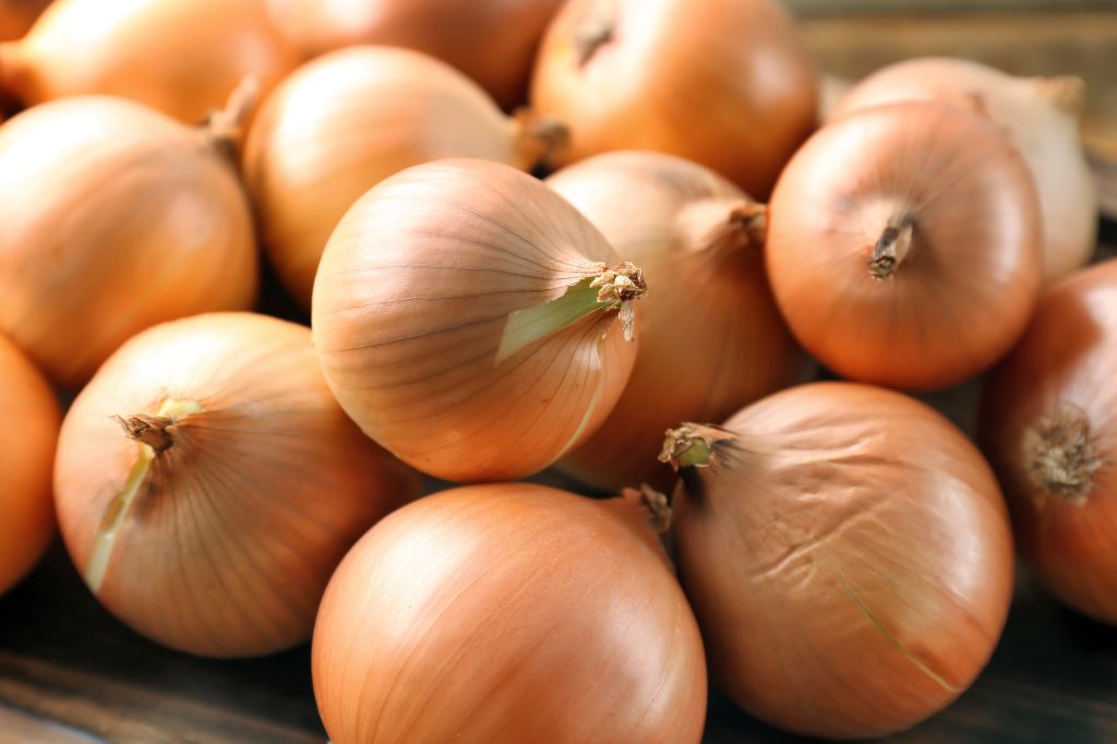 Health Benefits of Eating Raw Onions