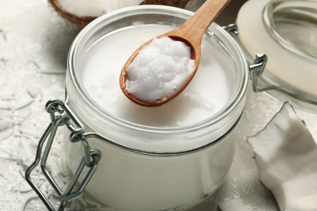 Reasons You Should Be Using Coconut Oil Every Day