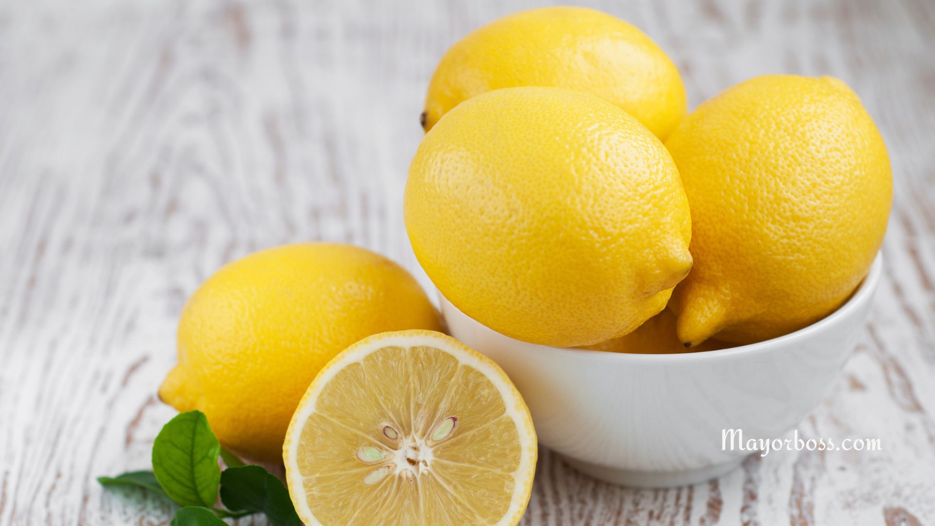 10 Foods That Make Your Sweat Smell Good