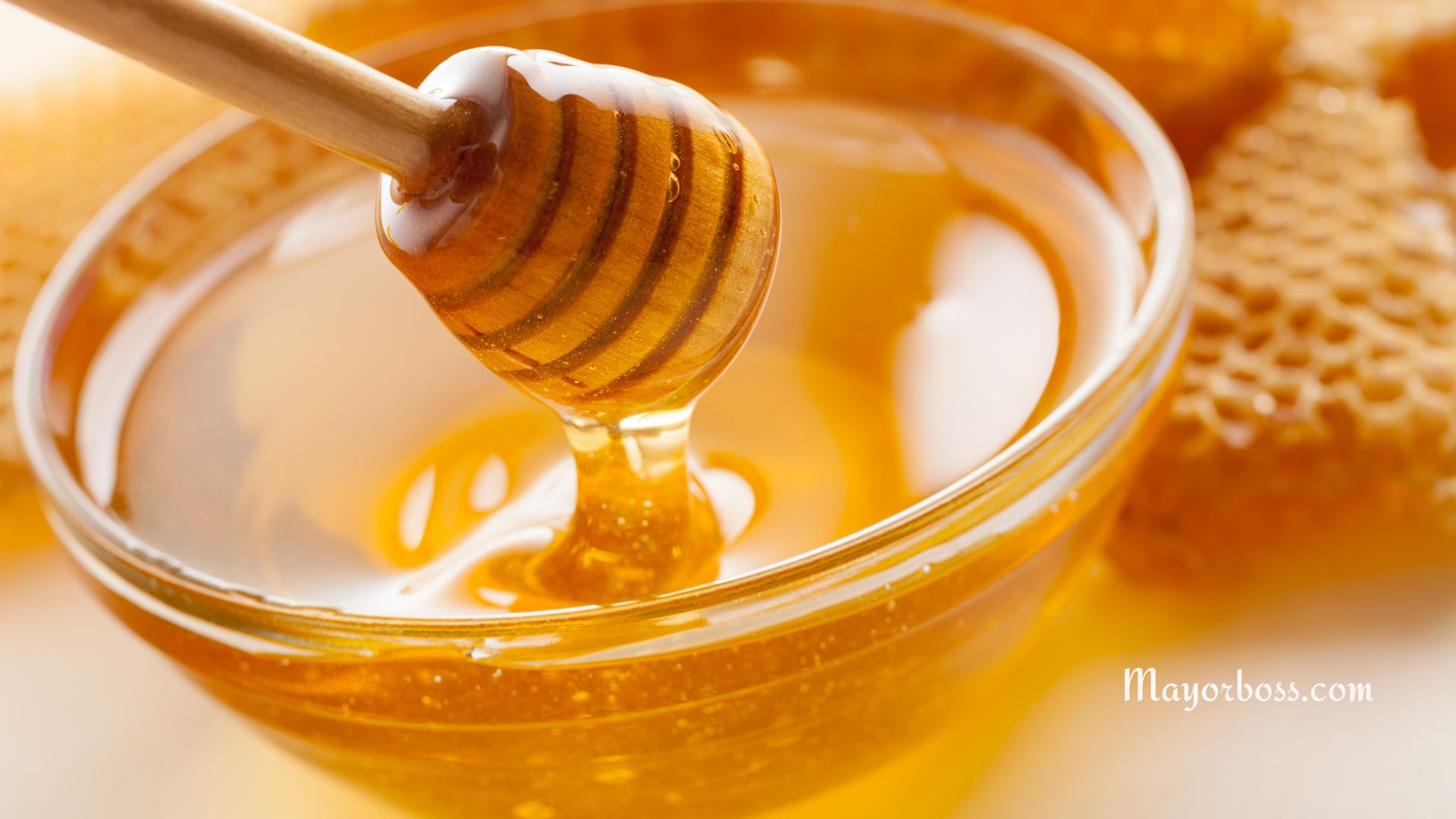 6 Reasons Why Honey Is Better Than Sugar