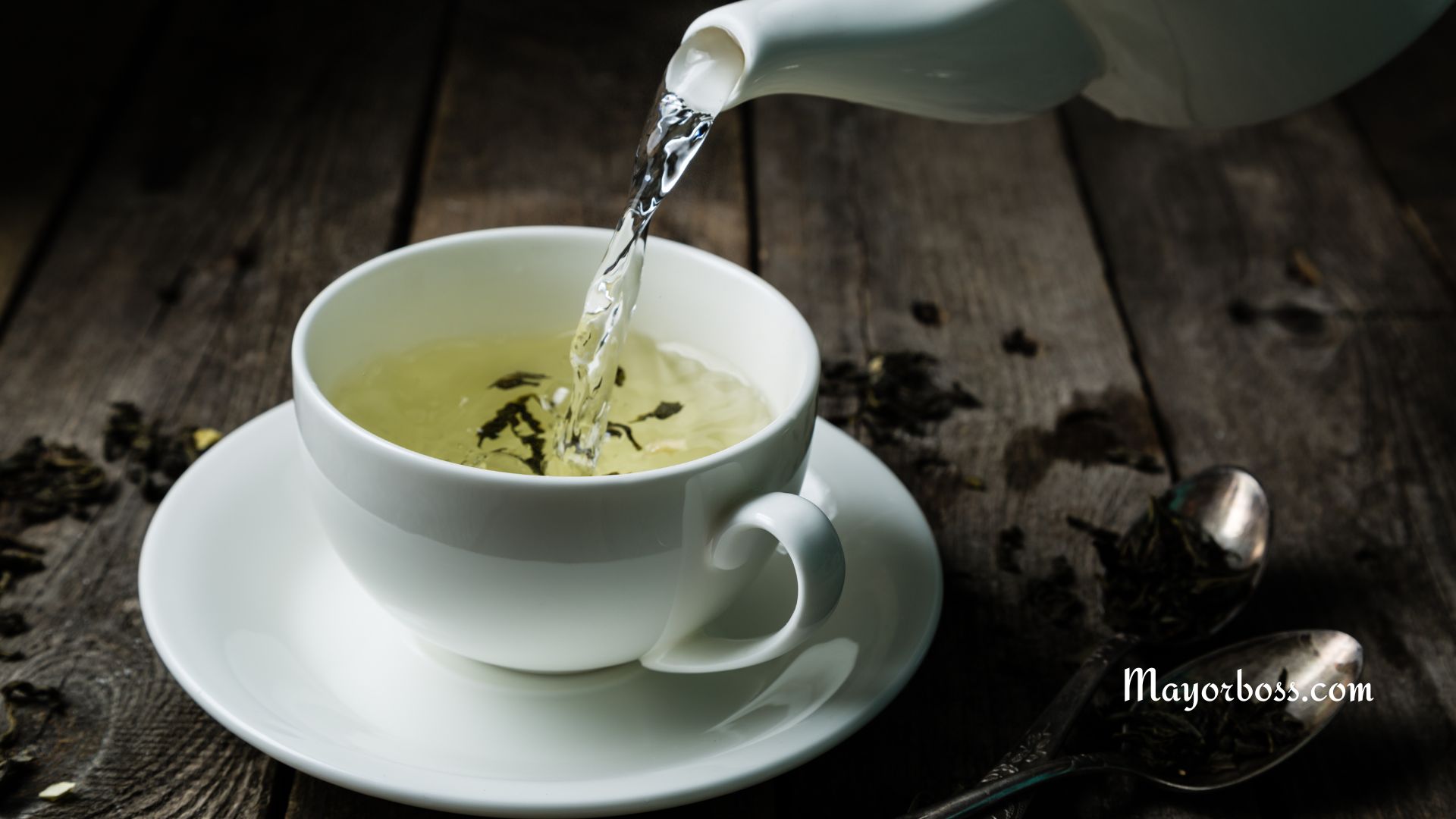 The Health Benefits Of Drinking Green Tea