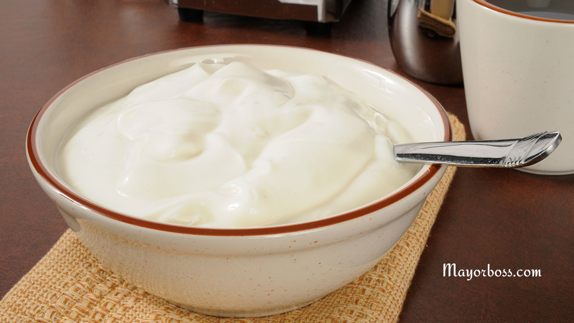 6 Reasons Why You Should Eat Greek Yogurt Every Day