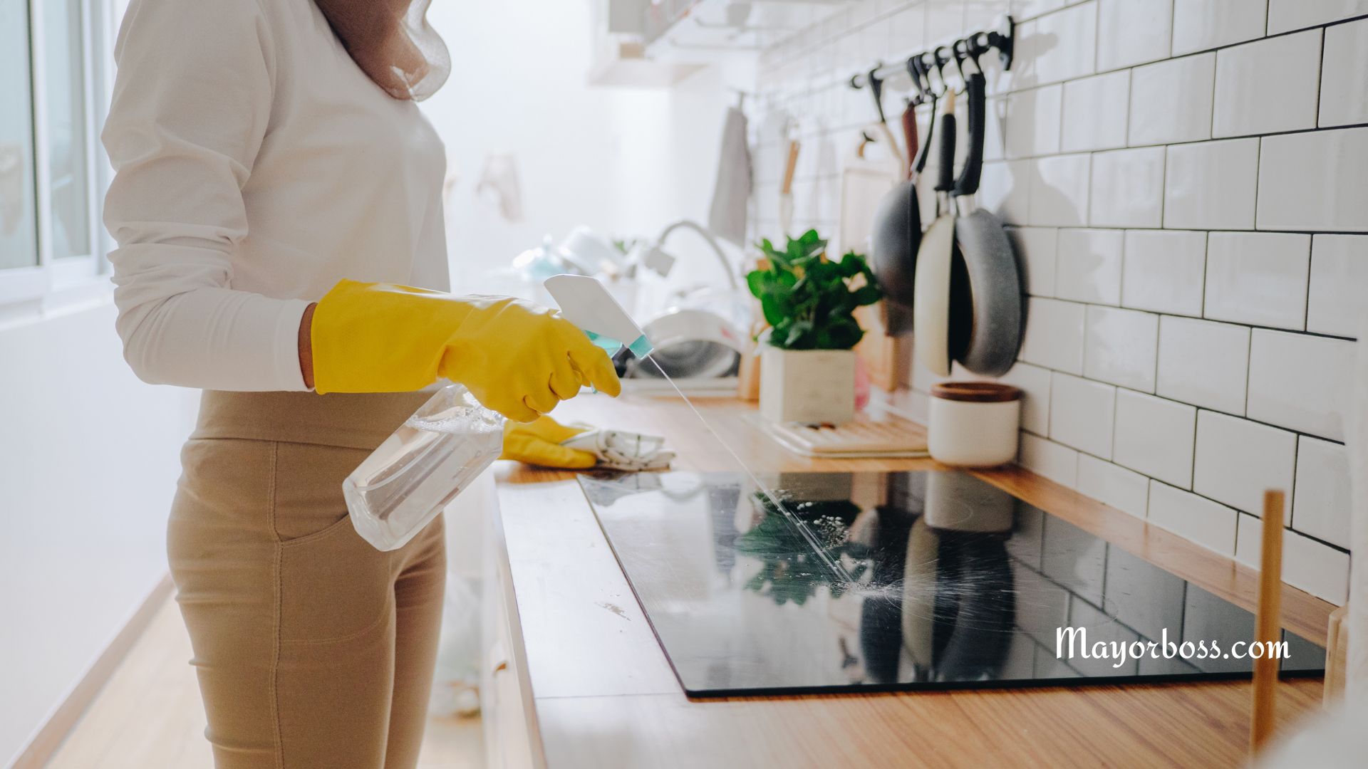 4 Signs Your Cleaning Supplies Are Affecting Your Lungs