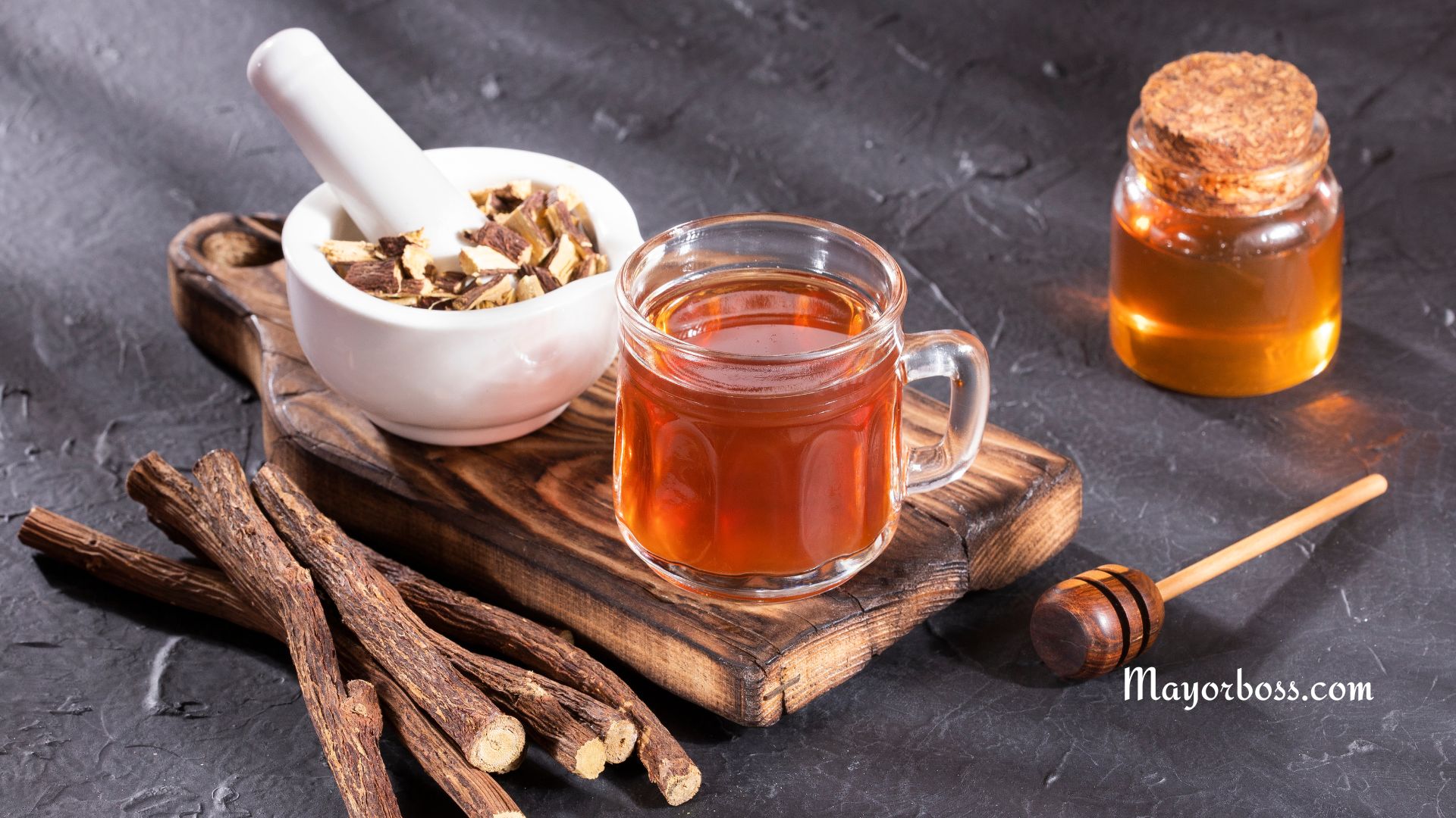 5 Teas to Soothe a Sore Throat