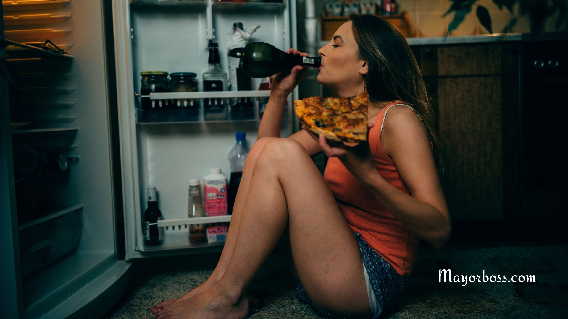 What Time Should You Stop Eating at Night?