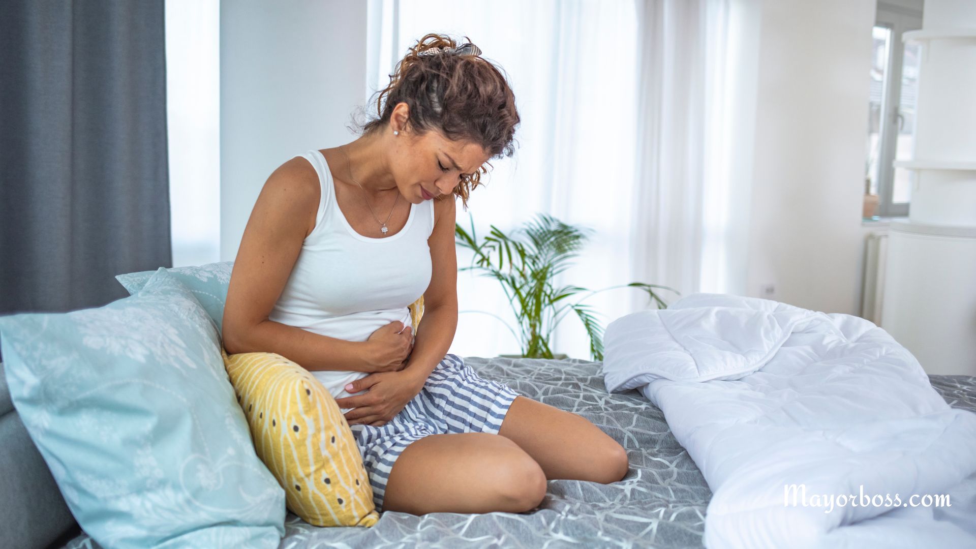 How to Cure an Upset Stomach Naturally