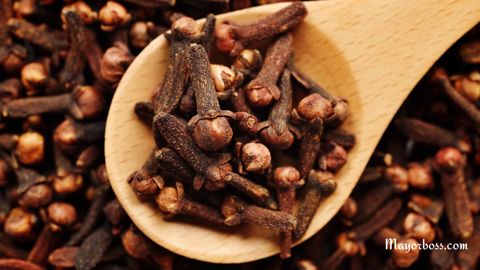 Chewing Clove Daily: Surprising Health Wonders You Need to Know!