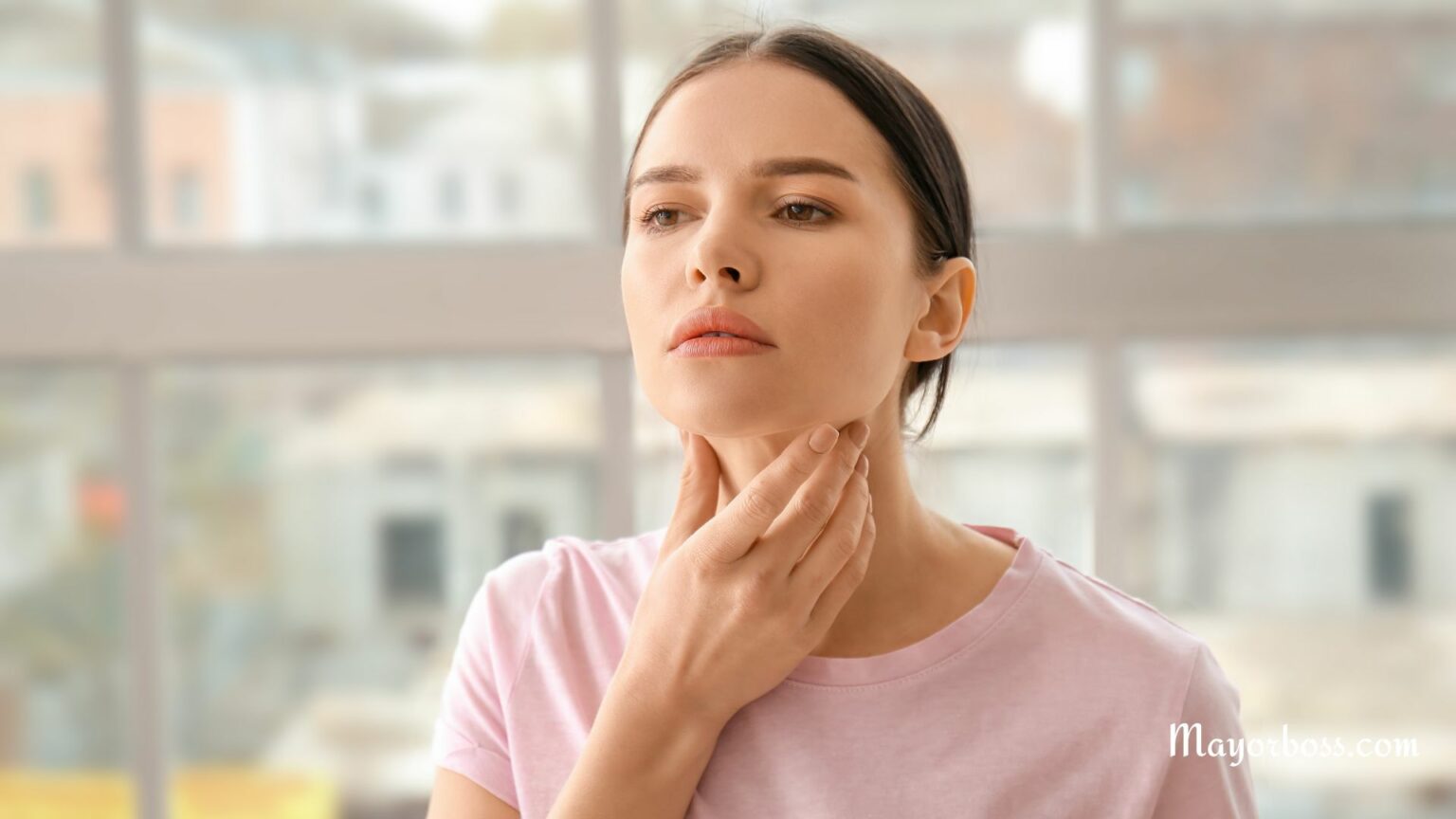 Feeling an Air Bubble in Your Throat Causes, Symptoms, and Treatment