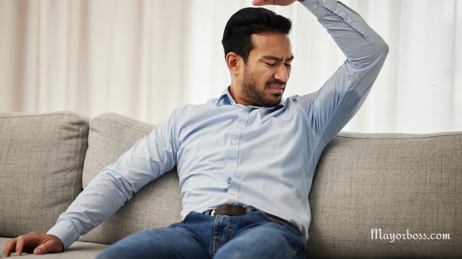 Are Your Underarms Smelling Like Onions? Here's Why