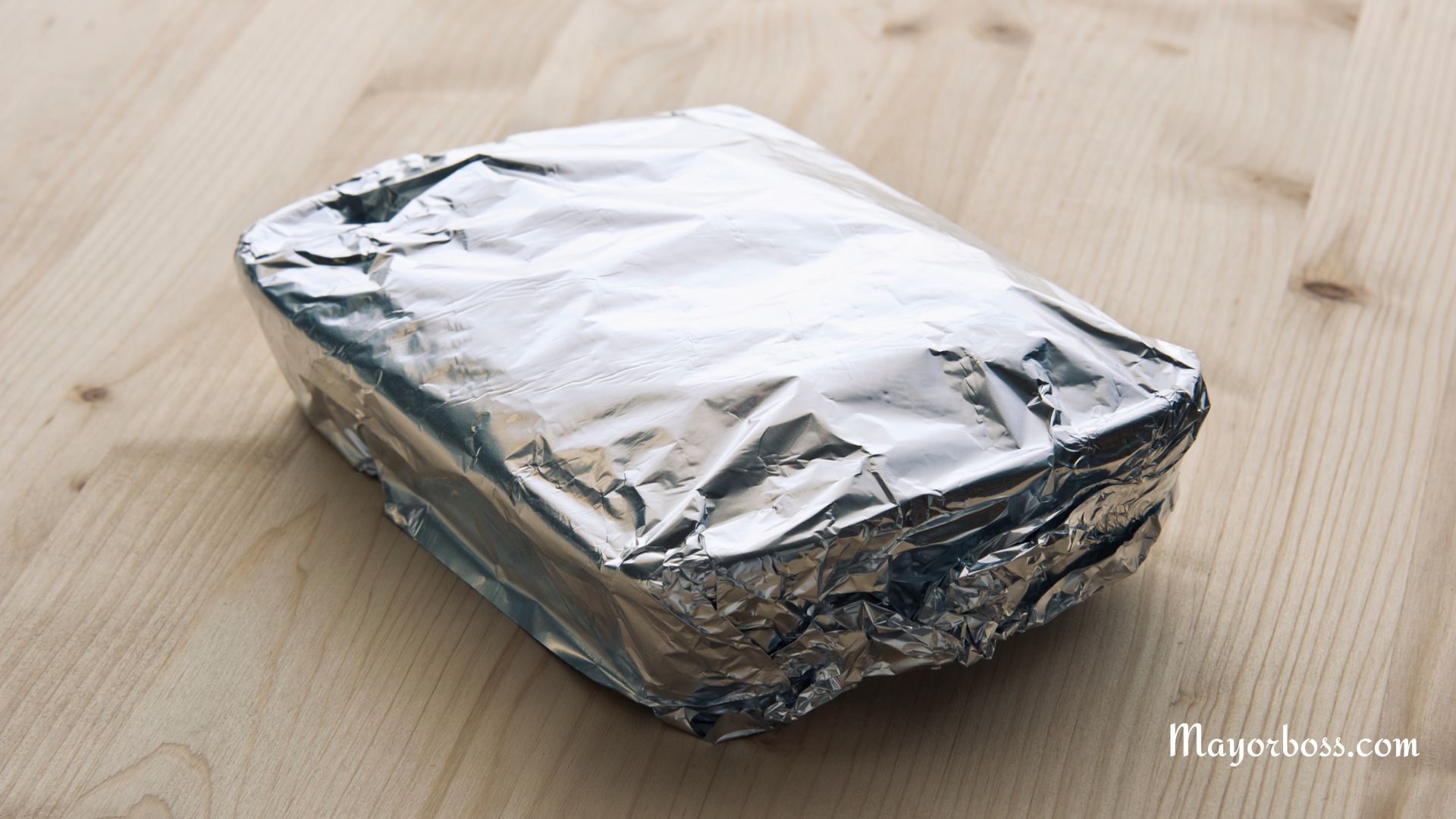 Here’s Why You Shouldn’t Wrap Your Leftovers in Aluminum Foil