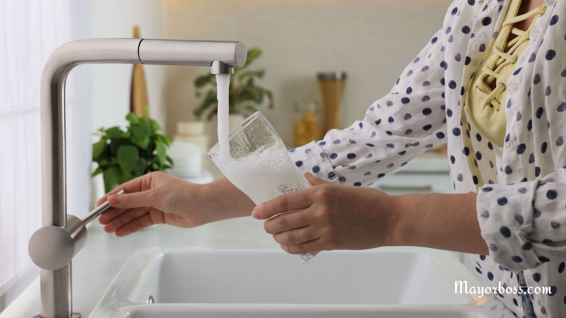 Signs Your Tap Water May Not Be Safe To Drink