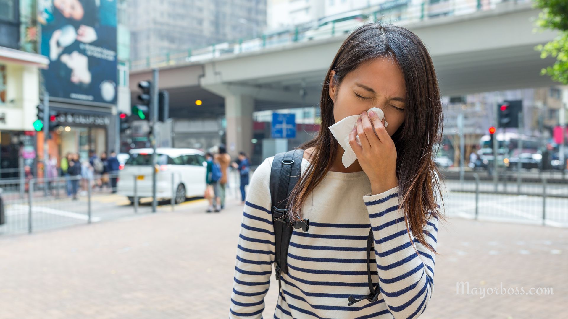 Why Your Sneeze Smells: Causes and Treatment