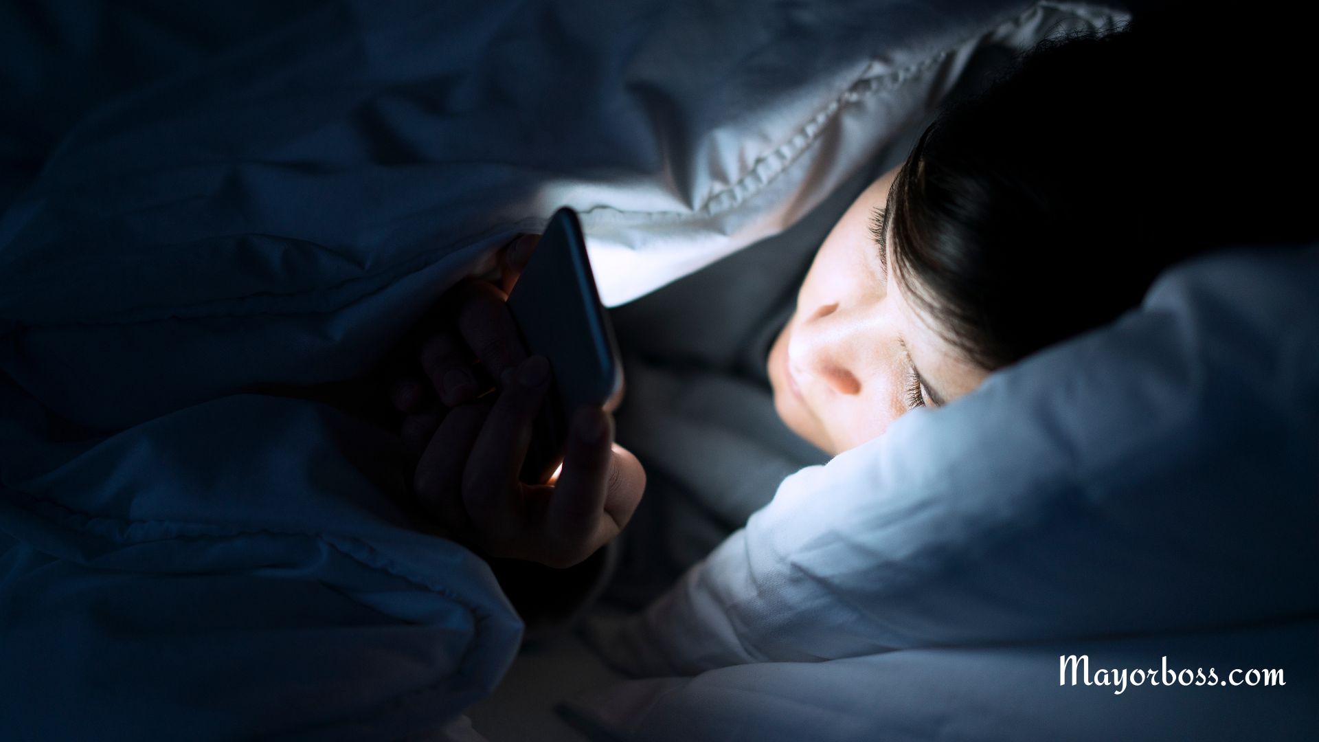 Will Blue Light From Your Screen Disrupt Your Sleep?