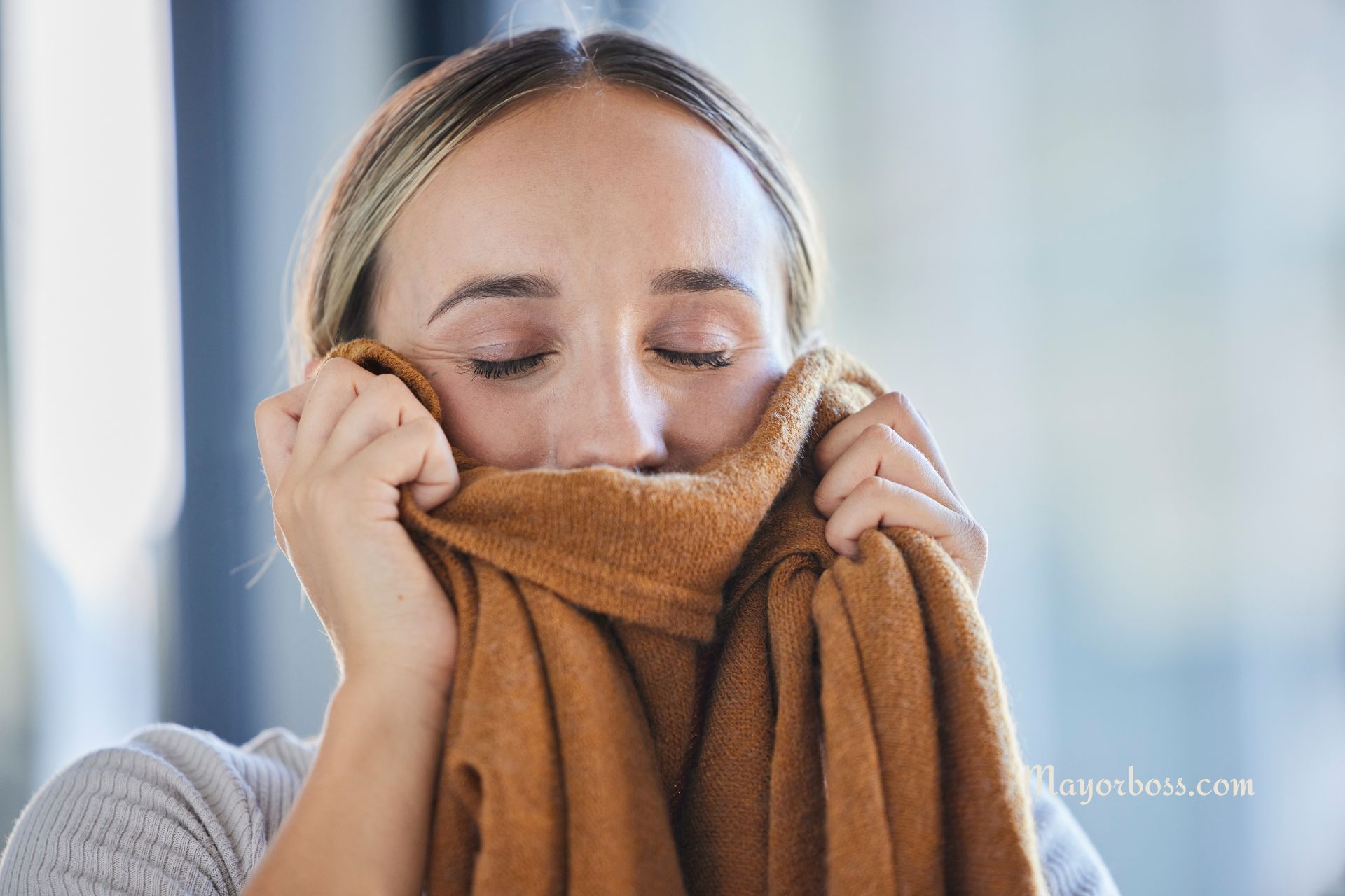 Smelling Bleach But None Around? Here’s What It Means