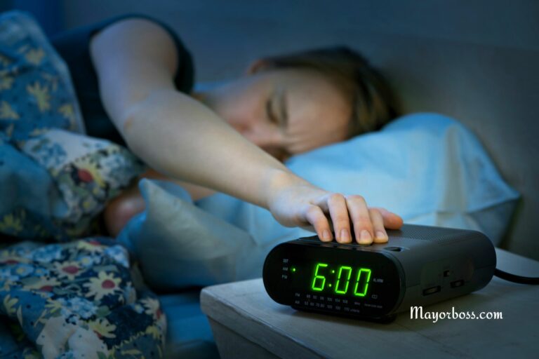 The Snooze Button is Ruining Your Mornings (And Your Life!). Here’s Why