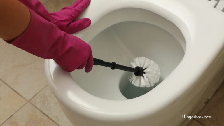What It Means When Your Urine Smells Like Coffee