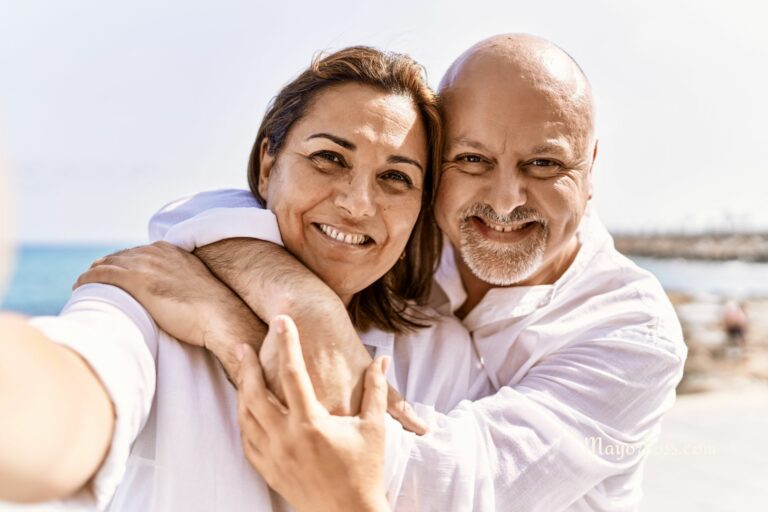 7 Signs Your Husband is Happy with You