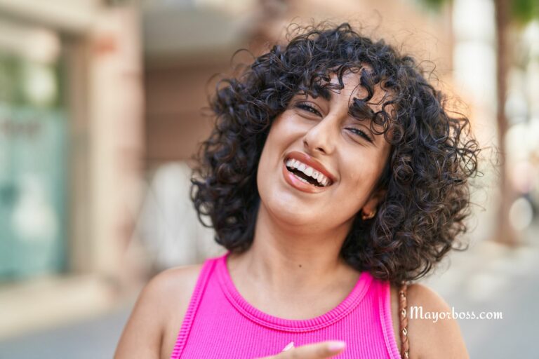 8 Signs You’re More Beautiful Than You Think