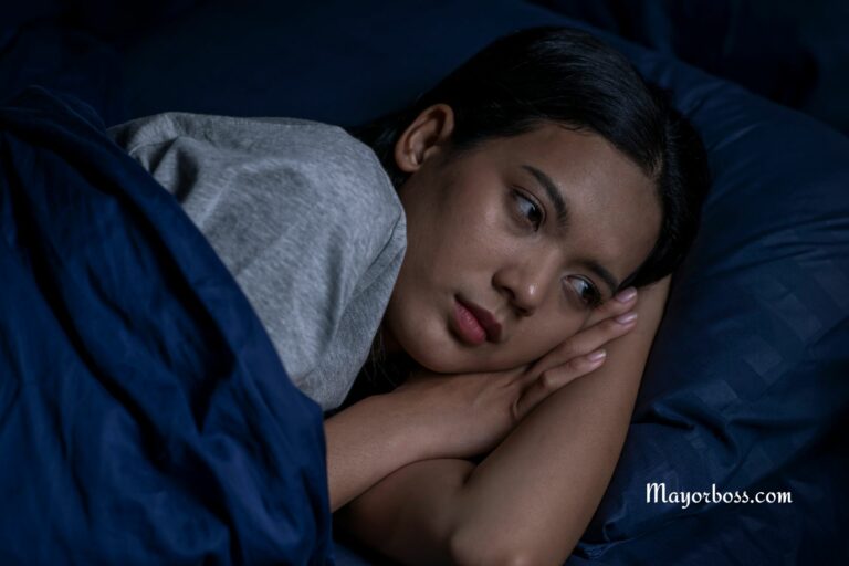 Can’t Sleep Because You’re Overthinking? This Simple Trick Will Help