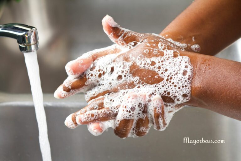 Liquid Soap vs. Bar Soap: Which Is More Hygienic?