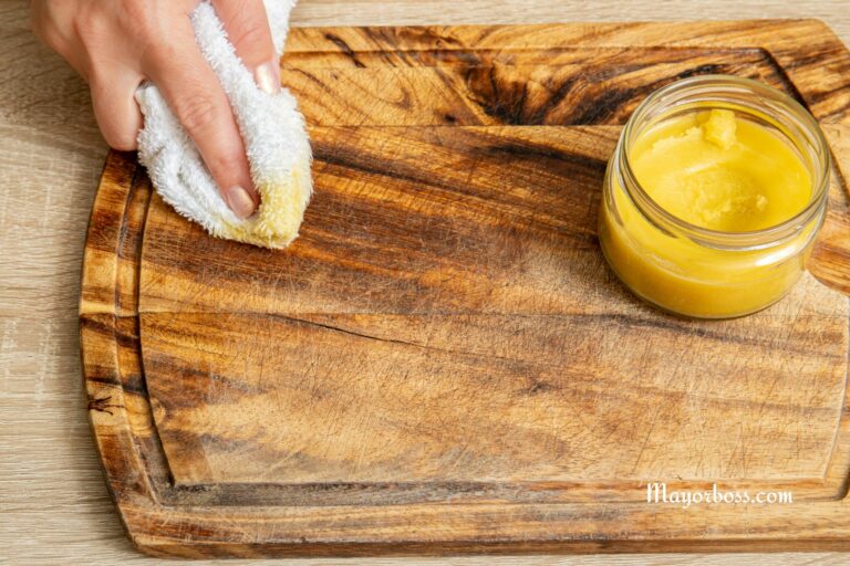 You Should Oil Your Wood Cutting Boards Regularly. Here’s Why