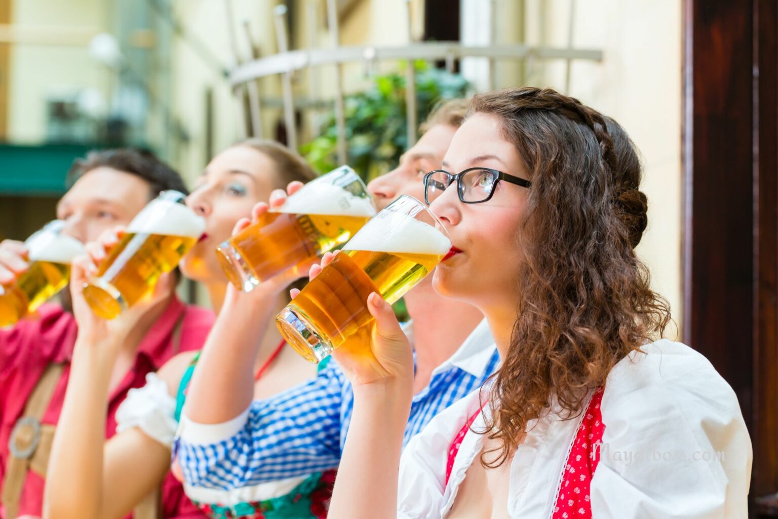 12 Foods You Should Eat Before Drinking Alcohol