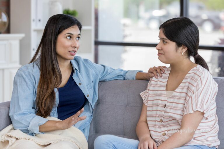 15 Signs Someone Is Jealous Of You