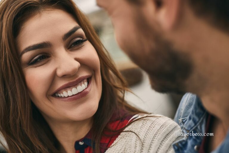 35 Things That Can Make a Woman Happy