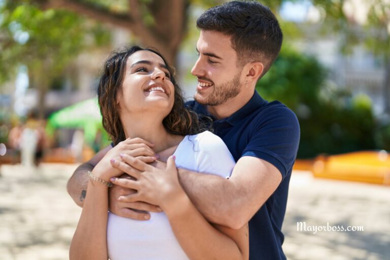 6 Things All Men Do When They’re In Love