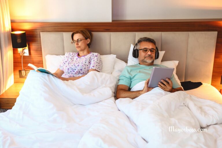 7 Signs You Are Not A Couple Anymore, You’re Just Roommates