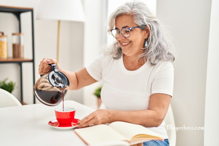 Why You Should Wait Until 10 am for Your Morning Coffee