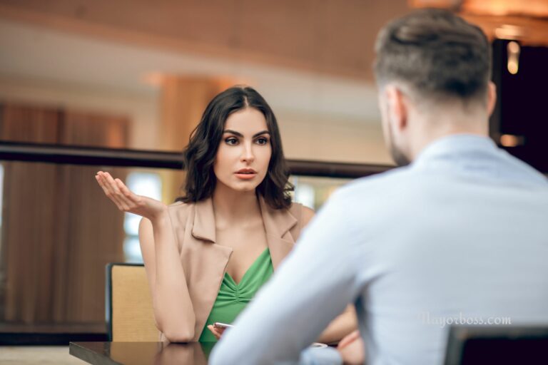 6 Reasons Strong and Confident Women Attract Narcissists