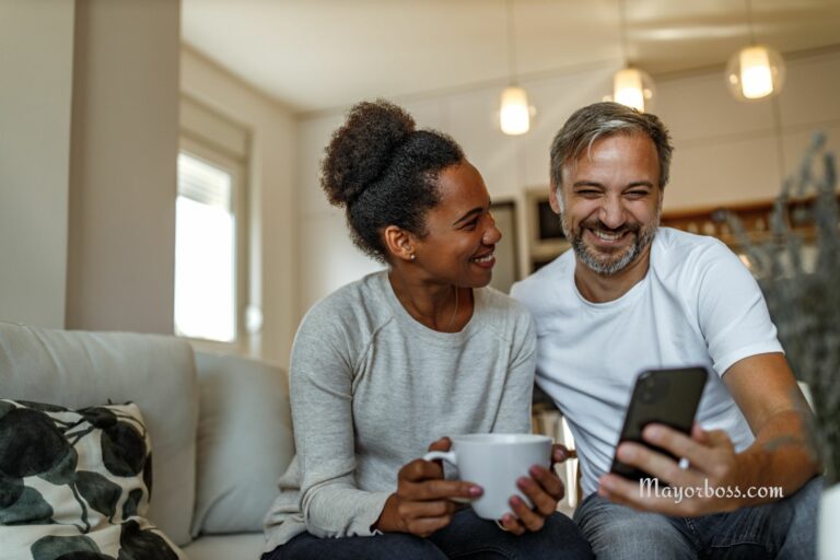 6 Reasons Why You Should Keep Your Relationship Private