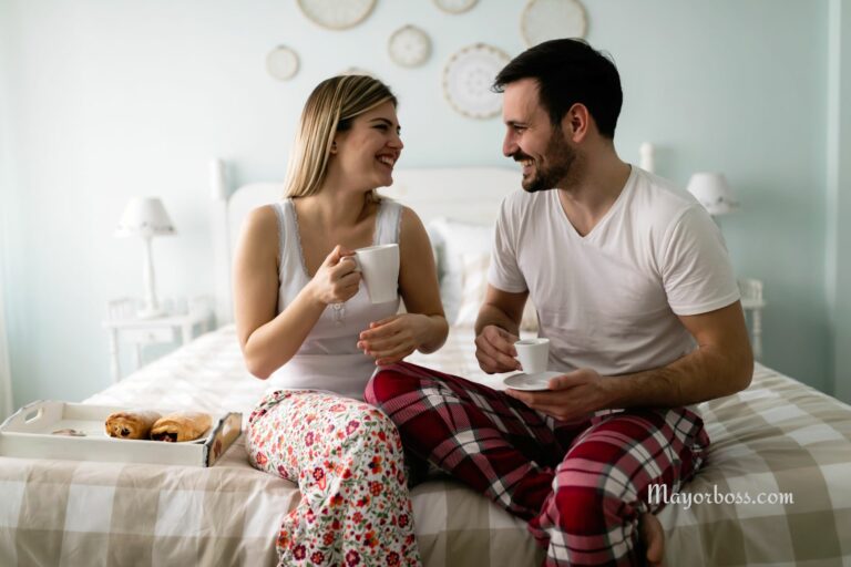 6 Undeniable Signs Your Man Is a Keeper