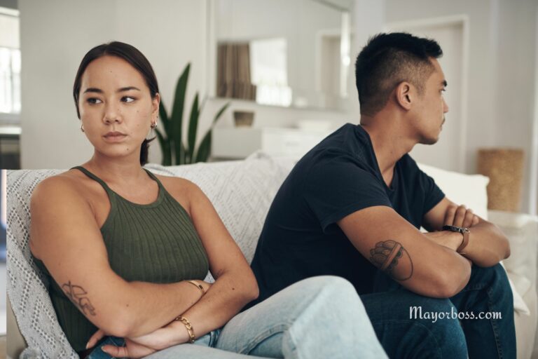 7 Signs You Need To Move On From Your Relationship Because It’s Wrong For You