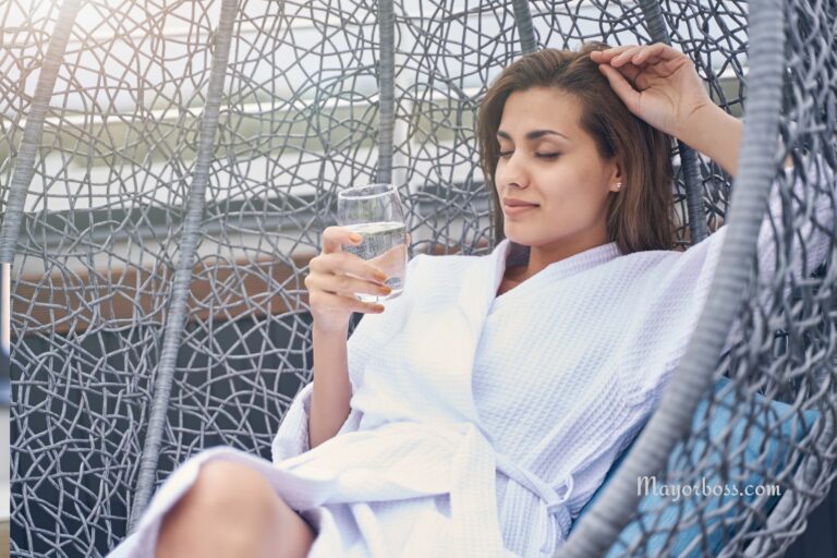 7 Top Reasons Why Being Alone is Actually Good for You