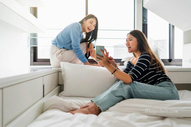 Science Says Youngest Siblings Are the Funniest in the Family