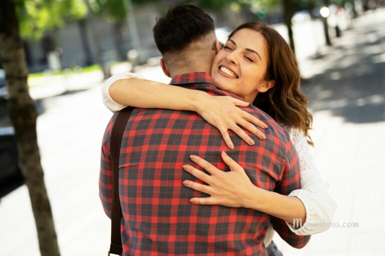 With These 10 Things Men Say “I Love You” – Even Without Words