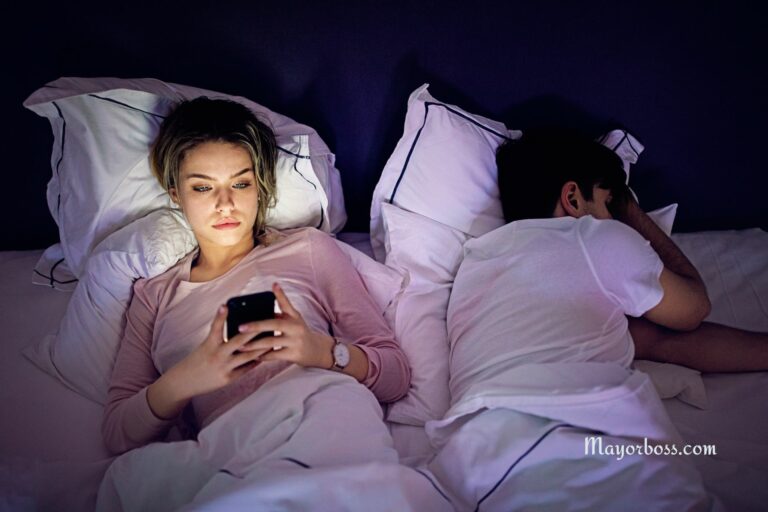 10 Red Flags You Don’t Trust Your Partner (But Refuse to Admit)