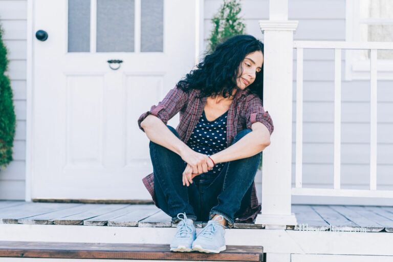 10 Signs You’re Wasting Life, But You Can’t Admit It