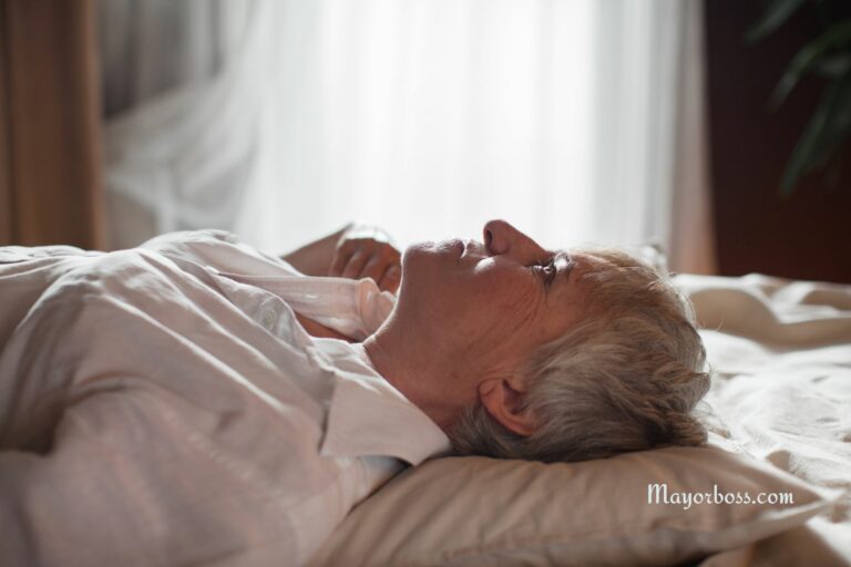 What It Means When You Hear Your Heart Beat Before Falling Asleep