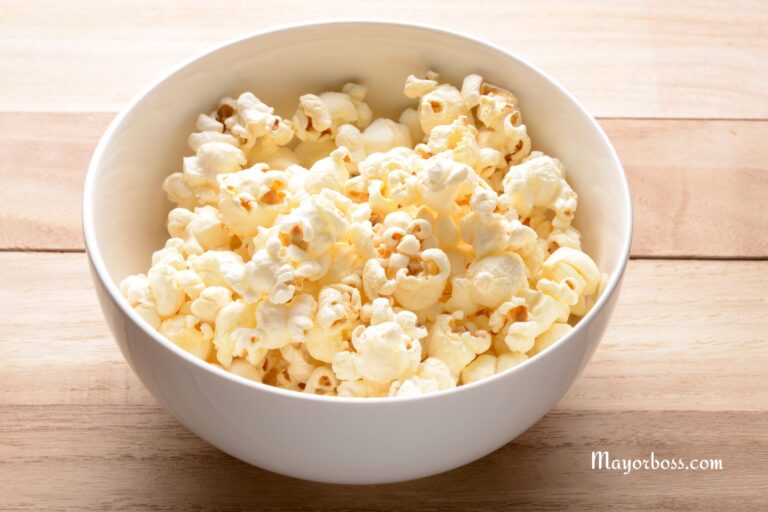 If Your Pee Smells Like Popcorn, You Might Have This Common Disease