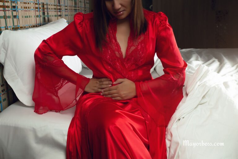10 Things You Should Do If You Wake Up With Stomach Pain