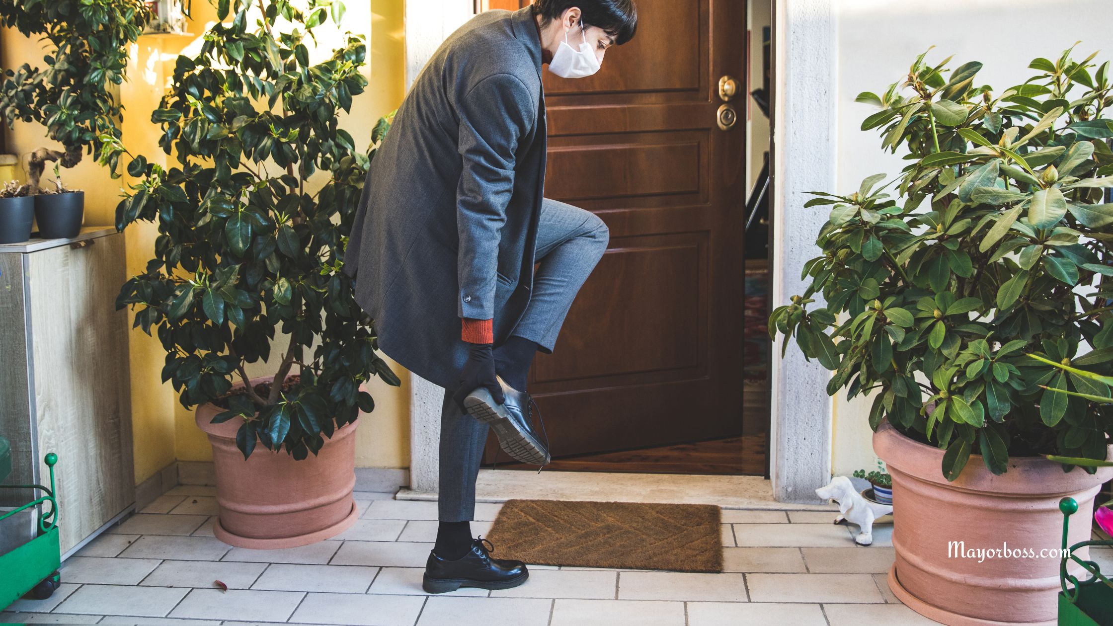 Stop Bringing Winter’s Dirt and Germs Into Your Home—Here’s Why You Should Take Off Your Shoes Before Entering Your Home!