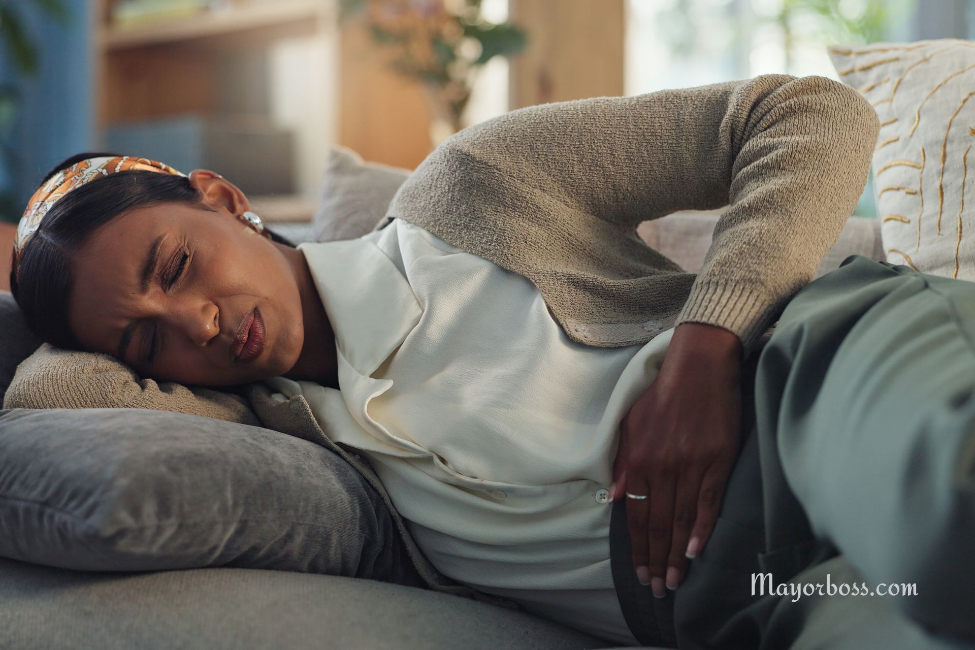 9 Early Warning Signs of Ovarian Cancer the Silent Killer