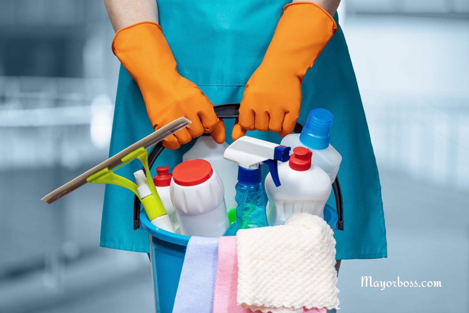 7 Cleaning Products You Should Always Have On Hand
